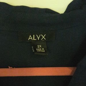 3/4 sleeve navy blue blouse